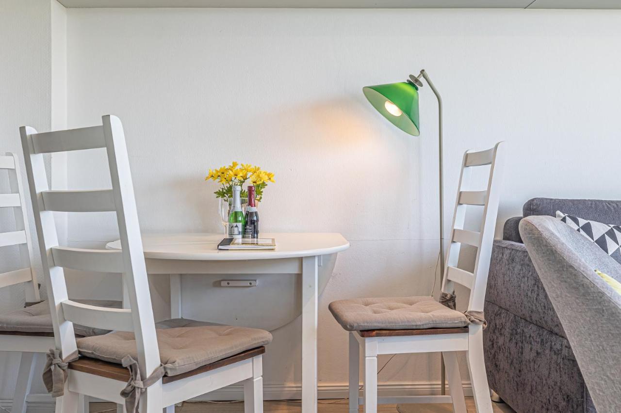 Fewo1846 - Del Mar - Komfortable 2-Zimmer-Wohnung Mit Balkon Im 7 Og Glücksburg المظهر الخارجي الصورة